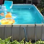 Le Chateau Du Bonheur, Piscine Ouverte Du 1er Juin Au 30 Septembre , Sauna Et Jacuzzi Le Loreur