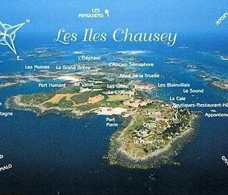 Le Chateau Du Bonheur, Piscine Ouverte Du 1er Juin Au 30 Septembre , Sauna Et Jacuzzi בית נופש *