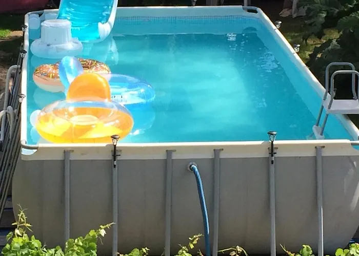 Le Chateau Du Bonheur, Piscine, Sauna Et Jacuzzi Le Loreur